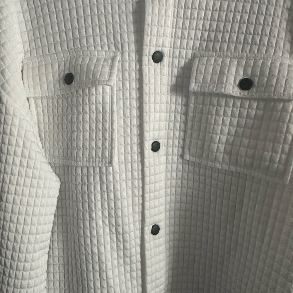 White Quilted Women’s shirt - Picture 6 of 9